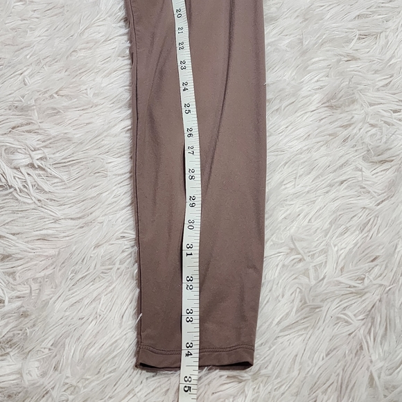 SKIMS Fits Everybody Leggings in Umber/ MEDIUM/NWT - Picture 6 of 9